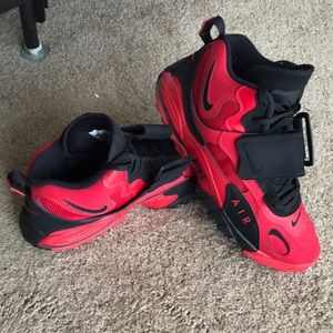 NIKE Air Max Speed Turf (Red x Black)